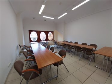 Lokal użytkowy 44,5 m2 w centrum Wrocławia - duże okno lokal użytkowy Wrocław
