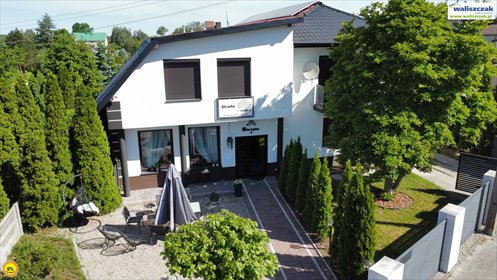 Przestronny dom 430 m² z centrum bankietowym w Woli Krzysztoporskiej. dom Wola Krzysztoporska