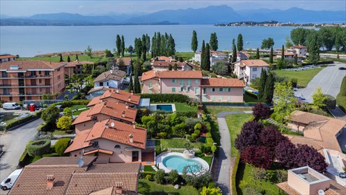 Polecam urokliwą willę 80 m² z dostępem do jeziora w Sirmione dom Sirmione