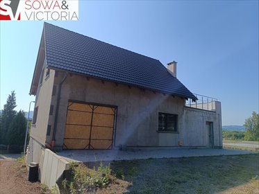 Przestronny dom z panoramicznym widokiem i garażem - polecam! dom Wałbrzych, Śródmieście