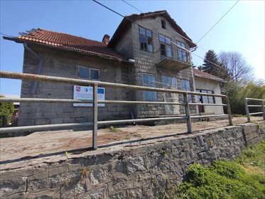 Działka w Wolwanowicach z budynkiem, 343 m2, atrakcyjna cena działka Wolwanowice