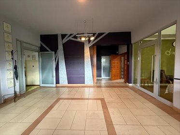 Funkcjonalny obiekt 800 m² z biurami i mieszkaniem - polecam! lokal użytkowy Targówka, Targówka