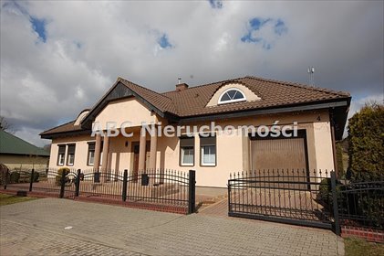 Przestronny dom wolnostojący 173m2 - kominek, nowoczesne wykończenie dom Wysoka