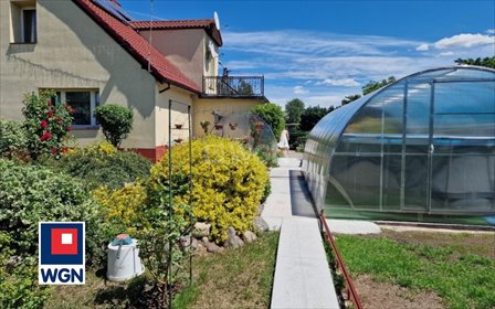 Dom z basenem, winnicą i panelami słonecznymi dom Pasterzowice, Pasterzowice