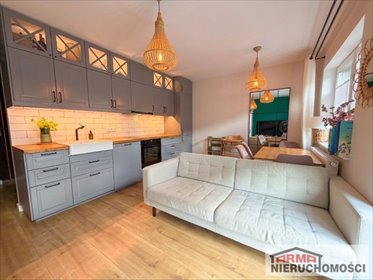 Sprzedam przestronne 64 m² dwupoziomowe mieszkanie z klimatyzacją mieszkanie Stargard, OS. PYRZYCKIE, Hubala