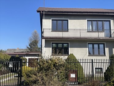 Widok na staw, 3 pokoje, kamienica z lat 30. dom Sochaczew-Wieś, Sochaczew-Wieś