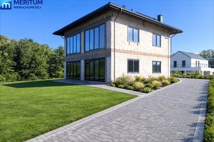 Nowoczesna Willa 280 m2 z dużym tarasem i lasem dom Nadarzyn