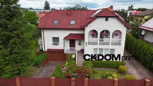 Przestronny dom 291 m² z kolektorami słonecznymi dom Kielce, Barwinek