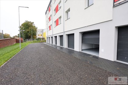 Garaż murowany 18 m² w Opolu (Czarnowąsy, ul. Władysława Jagiełły) garaż Opole, Czarnowąsy