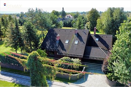 Przestronny dom 170 m² z ogrodem zimowym i garażem dom Piasek, Magnolii
