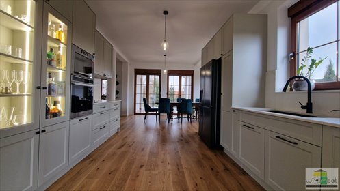 Elegancki dom 234 m² w malowniczej okolicy Świdnicy dom Świdnica
