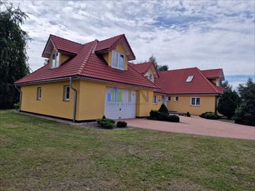 Dwurodzinny dom 348 m² z dwoma niezależnymi częściami. dom Chwałowice