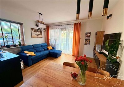 Na sprzedaż nowoczesny dom 75 m² z ogrodem i tarasem w Łazach dom Łazy, Rubinowa