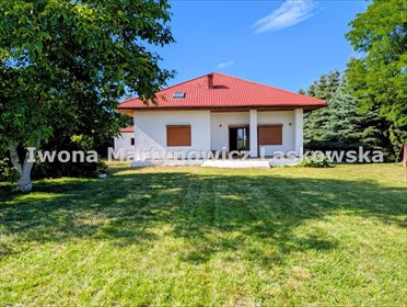 Polecam elegancki dom 198 m² z garażem, ogród i nowoczesne wykończenie dom Lubin