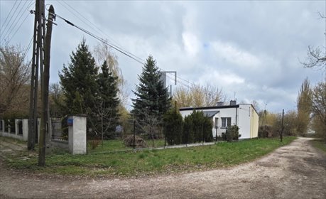 Działka inwestycyjna 551 m² z budynkiem, media, asfalt działka Warszawa, Targówek Fabryczny