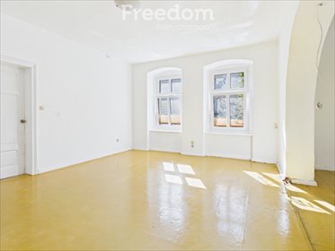 Sprzedam przestronne mieszkanie 108,7 m² z dużymi oknami w Brzegu mieszkanie Brzeg, Ofiar Katynia