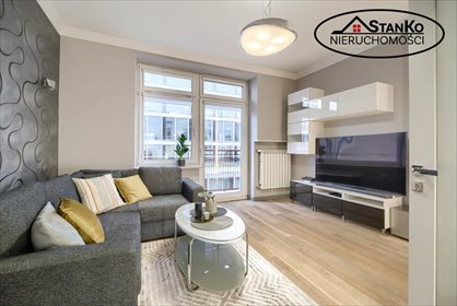 Wynajmę luksusowe 48 m² apartament z widokiem w centrum Warszawy mieszkanie Warszawa, Śródmieście, Widok