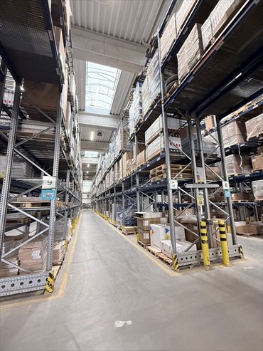 Magazyn klasy A 3500 m² z biurami i dokami w Bydgoszczy magazyn Bydgoszcz, Glinki