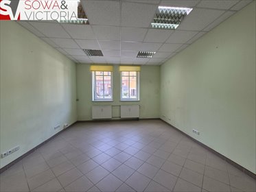 Ogrzewany lokal 23 m² w Świebodzicach (blisko głównej ulicy) lokal użytkowy Świebodzice