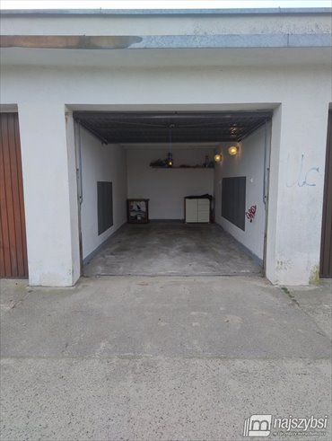 Lokal użytkowy na sprzedaż Kołobrzeg, Miasto, Trzebiatowska 15m2 Foto 2