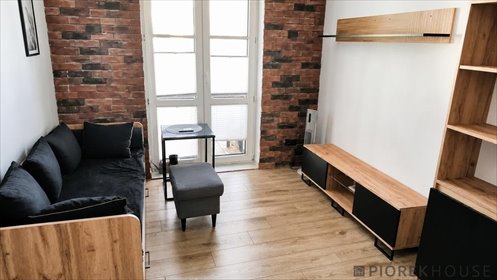 Dwupokojowe mieszkanie z balkonem w Włochach, 27 m2 mieszkanie Warszawa, Włochy, Potrzebna