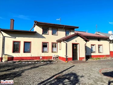 Dom z dużym garażem i potencjałem inwestycyjnym dom Piotrków Trybunalski