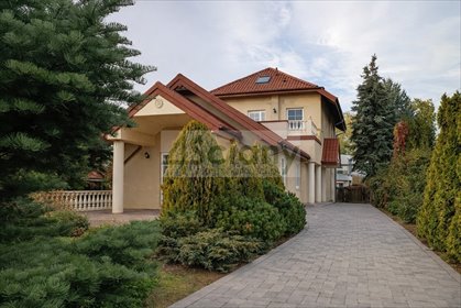 Przestronny dom 213 m² z dużą działką i garażem polecam dom Piaseczno