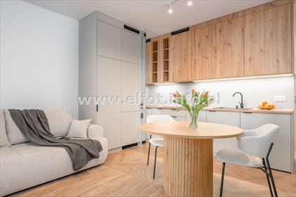 Polecam nowoczesne studio z panoramicznym widokiem i loggią mieszkanie Katowice, Centrum, Góreckiego
