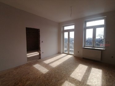Dwupokojowe mieszkanie do wykończenia, balkon, centrum miasta mieszkanie Żyrardów