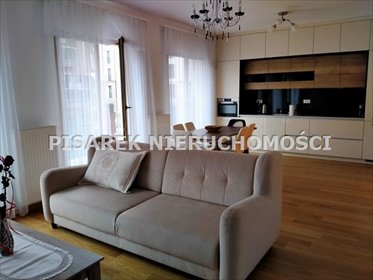 Polecam przestronne 3-pokojowe 88 m² w Starej Pradze mieszkanie Warszawa, Praga Północ, Stara Praga, Sierakowskiego