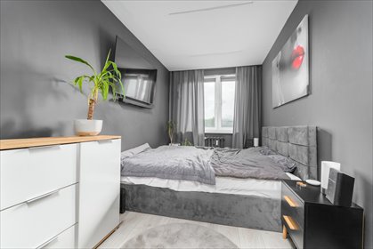 Stylowe 2 pokoje z czarnym salonem i odświeżeniem 2025 mieszkanie Szczecin, Dąbie, Pomorska