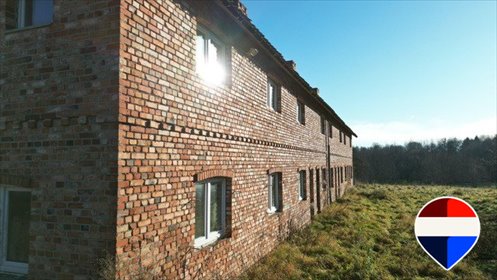 Dwa domy na Mazurach w stanie surowym, 690 m2, działka 1 ha lokal użytkowy Elbląski