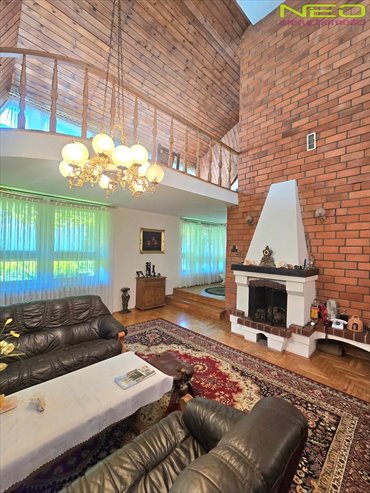 Przestronny dom z antresolą i garażem w Tysiącleciu dom Częstochowa, Tysiąclecie