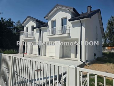 Nowoczesny dom 138 m² z garażem i tarasem. dom Częstochowa, Stradom