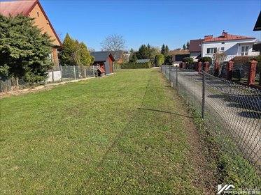 Do sprzedania działka 960 m² z garażem i wiatą w Miejscu Piastowym działka Miejsce Piastowe