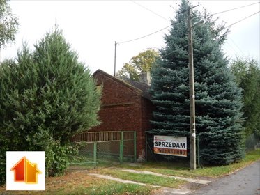 Dom do remontu z dużym budynkiem gospodarczym i garażem dom Krośniewice