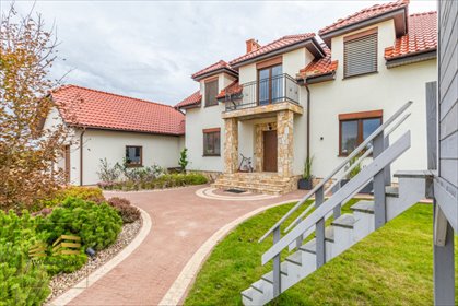 Przestronny dom z kominkiem i jacuzzi w Uniszowicach dom Uniszowice