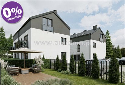 Dwupoziomowe 4-5 pokoi z ogródkiem i 2 miejscami w Markach mieszkanie Marki