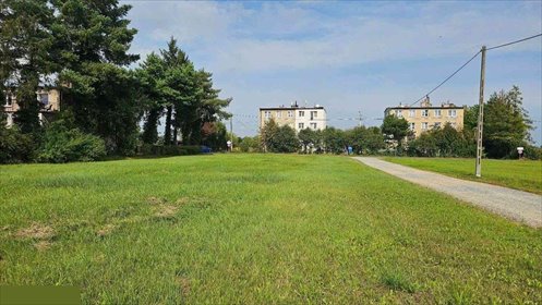 Działka budowlana 806 m² z mediami, spokojna okolica działka Żórawina