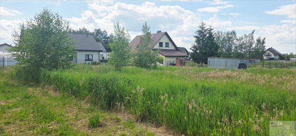 Działka 1080 m2 z warunkami zabudowy, Góra, spokojna okolica działka Góra, Złote Łany