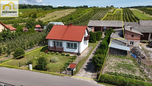 Na sprzedaż dom z dużym zapleczem gospodarczym 140 m² w Dobre dom Dobre