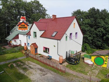 Dwupokoleniowy dom z garażem i dużą działką 1600 m² dom Osiecznica, Jesionowa