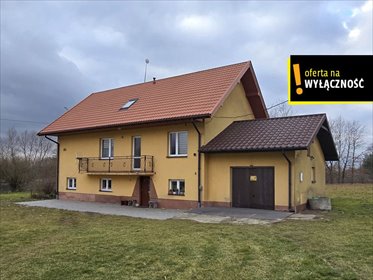 Na sprzedaż przestronne siedlisko 120 m² z stajnią i dużą działką dom Piasek Mały