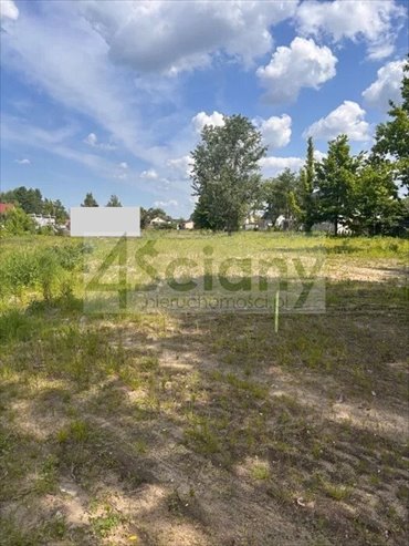 Działka 850 m² z pozwoleniem, media w trakcie, spokojna okolica działka Nowe Lipiny
