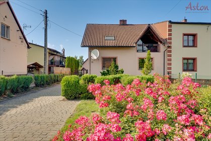 Przestronny dom z dużą działką w Goczałkowicach-Zdroju. dom Goczałkowice-Zdrój