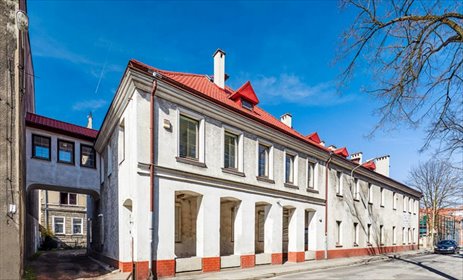 Atrakcyjny budynek biurowo-usługowy 2159 m² w Brzegu lokal użytkowy Brzeg, Powstańców Śląskich