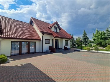 Przestronny dom z ogrodem zimowym i ogrzewaniem podłogowym dom Żelazków, Czartki