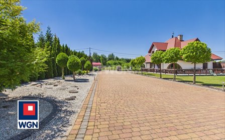 Polecam przestronny dom 215 m² z możliwością adaptacji i garażem dom Jerzmanowa, Jerzmanowa