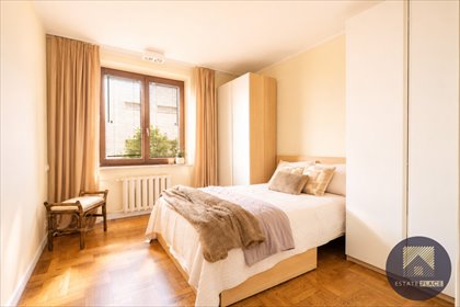Sprzedam komfortowe 67 m² w centrum Warszawy z garażem mieszkanie Warszawa, Śródmieście, Nowogrodzka