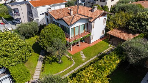 Elegancka willa 200 m² z ogrodem i basenem - polecam! dom Lazise